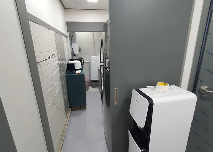 Hôtel capsule Hongdae Hapjeong Hostel-220-man Only Séoul