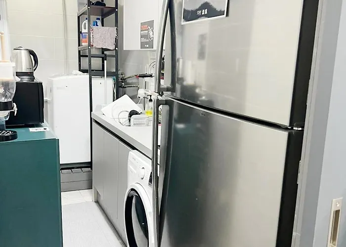 Hôtel capsule Hongdae Hapjeong Hostel-220-man Only